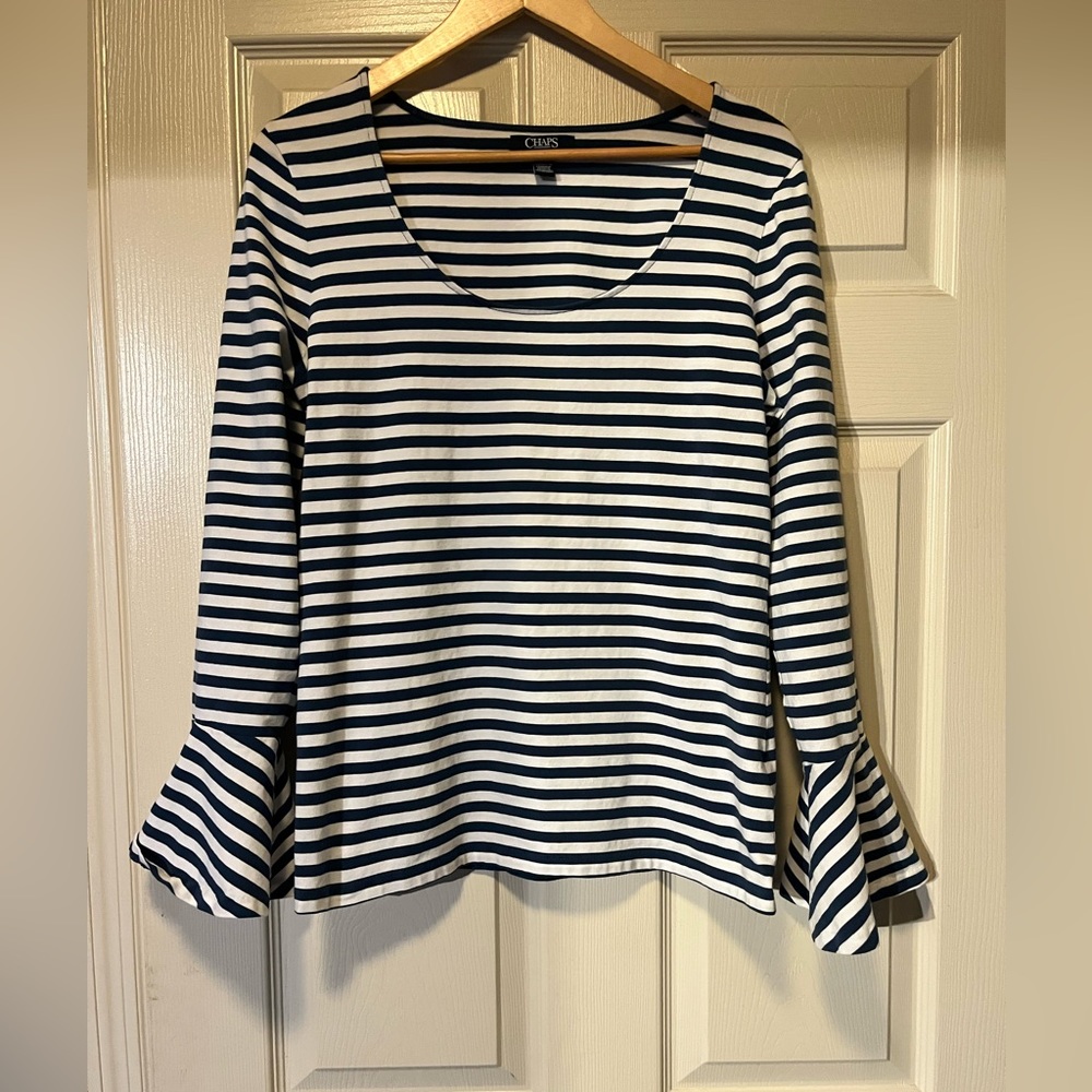 Chaps Bell sleeve blue & white shirt large